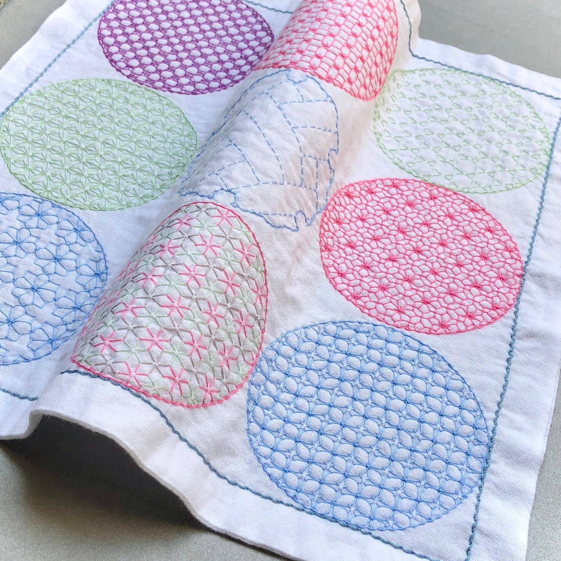 刺し子の花ふきん【一目刺しの寄せ模様㉚】春＊花