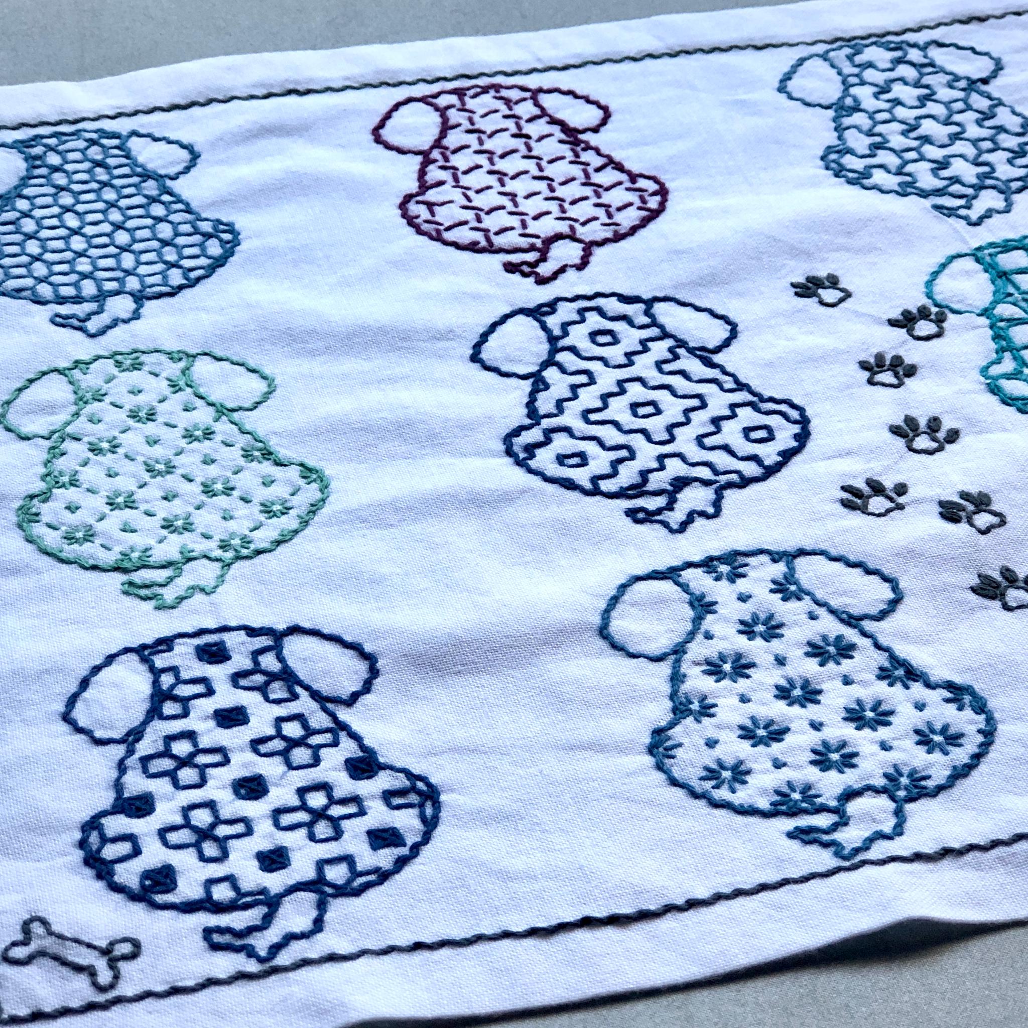 刺し子の花ふきん【9匹の犬】 | 2枚目